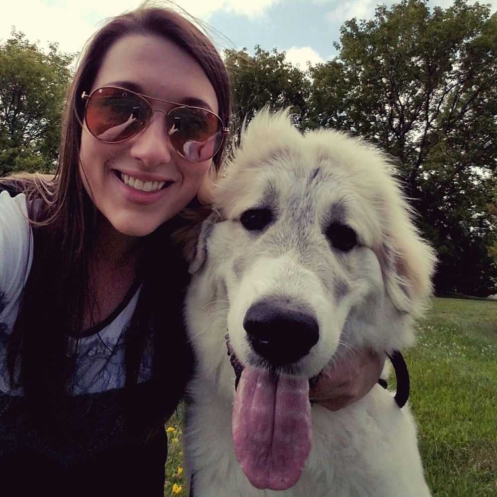 Meet your Posher, April